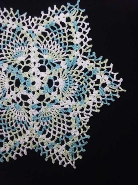 ★レース手編みのドイリー★グリーンmix★送料込み★ < インテリア/ライフ  ★レース手編みのドイリー★グリーンmix★送料込み★  < インテリア/ライフの