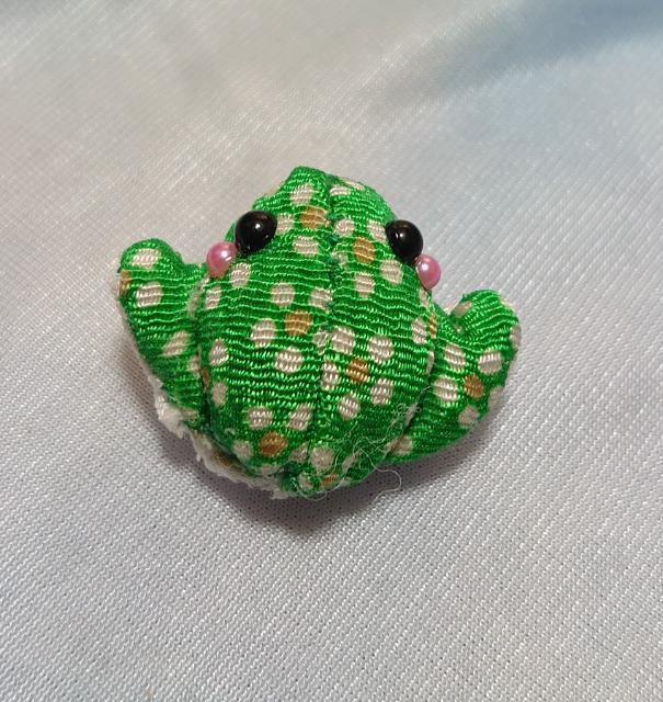 ハンドメイド♪『ちりめんカエル』@ < ペット/手芸/園芸 ハンドメイド♪『ちりめんカエル』@ < ペット/手芸/園芸の