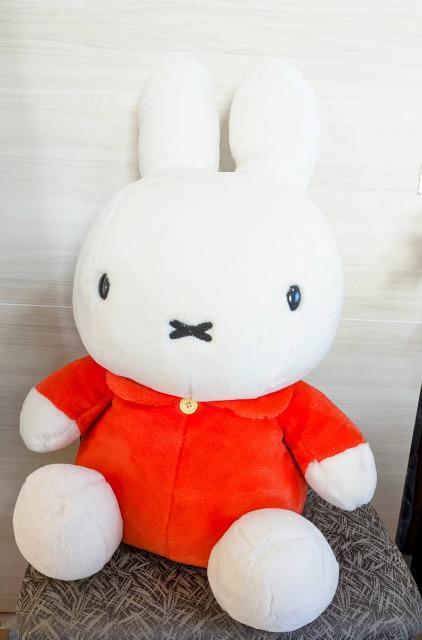 Miffy/ミッフィー/特大サイズぬいぐるみ/メロディー3曲入/ほっぺが光ります/2Lサイズ/66cm < おもちゃ  Miffy/ミッフィー/特大サイズぬいぐるみ/メロディー3曲入/ほっぺが光ります/2Lサイズ/66cm  < おもちゃの