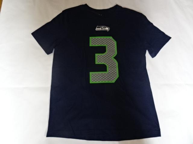 USA購入 ナイキ NFLアメフト ラッセル ウィルソン TシャツUS L < 男性ファッション  USA購入 ナイキ NFLアメフト ラッセル ウィルソン TシャツUS L < 男性ファッションの