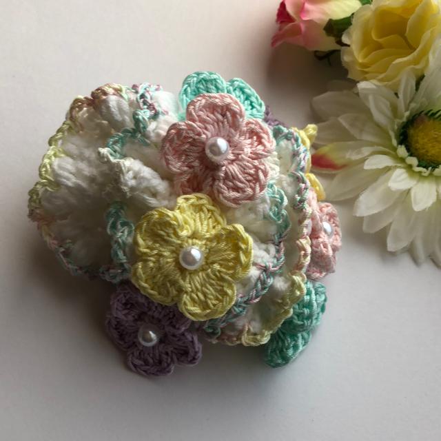 ハンドメイド ボリューム シュシュ 春♪春♪パステルお花♪ < 女性ファッション  ハンドメイド ボリューム シュシュ 春♪春♪パステルお花♪ < 女性ファッションの
