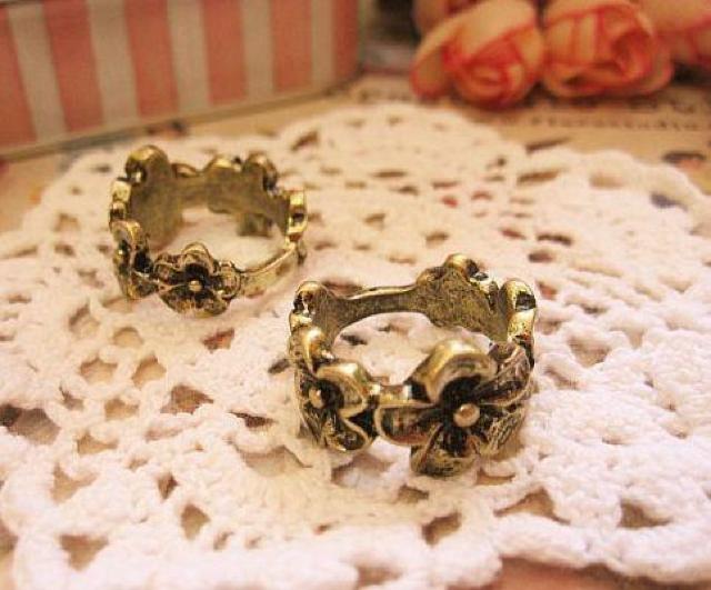 新品ゴスロリ姫系アンティーク調お花リング12号 < 女性アクセサリー/時計  新品ゴスロリ姫系アンティーク調お花リング12号  < 女性アクセサリー/時計の