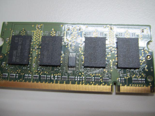 SAMSUNG  M470T2864QH3-CF7 PC2-6400S 1GB < PC本体/周辺機器  SAMSUNG  M470T2864QH3-CF7 PC2-6400S 1GB < PC本体/周辺機器の