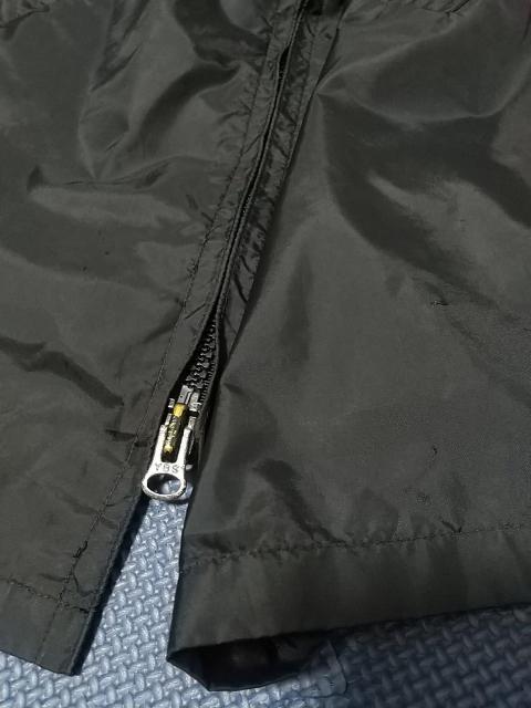 NICOLE CLUB ロング丈 フード付き ナイロンジャケット パーカー 黒 ブラック ニコルクラブ 中古 古着 < ブランド  NICOLE CLUB ロング丈 フード付き ナイロンジャケット パーカー 黒 ブラック ニコルクラブ 中古 古着 < ブランドの