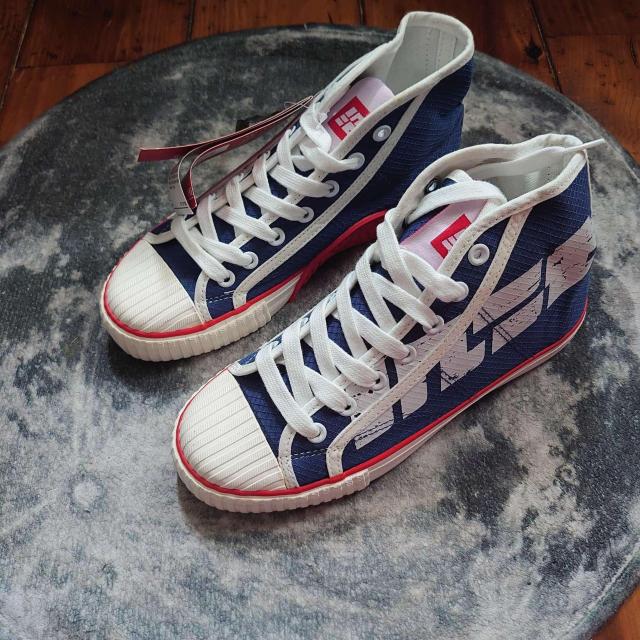 新品 23cm レディース スニーカー ブルー シューズ 靴 ミドルカット < 女性ファッション  新品 23cm レディース スニーカー ブルー シューズ 靴 ミドルカット  < 女性ファッションの