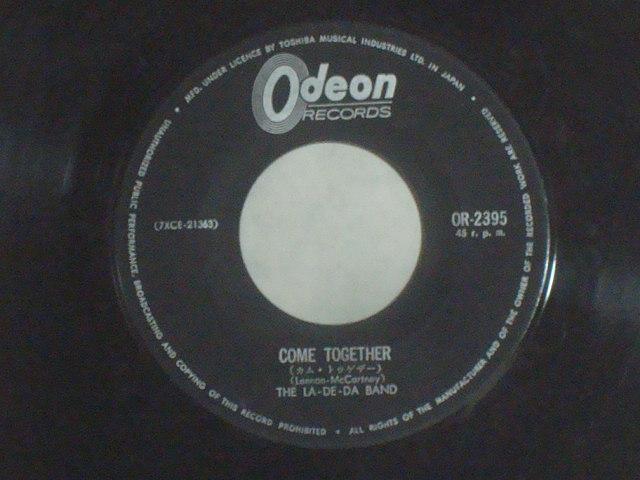 希少EP  キャリー・ザ・ウッド / カム・トゥゲザー   オレンジ・バイシクル  ラ・ディ・ダ・バンド < CD/DVD/ビデオ  希少EP  キャリー・ザ・ウッド / カム・トゥゲザー   オレンジ・バイシクル  ラ・ディ・ダ・バンド < CD/DVD/ビデオの