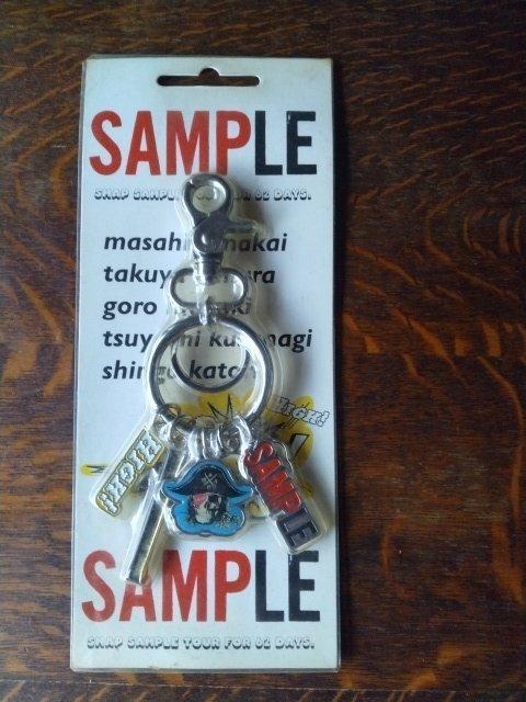 おまけ秘宝館キーホルダー★SAS祭り桑田さんのお仕事DVD+CD3枚+おまけ付き < タレントグッズ おまけ秘宝館キーホルダー★SAS祭り桑田さんのお仕事DVD+CD3枚+おまけ付き < タレントグッズの