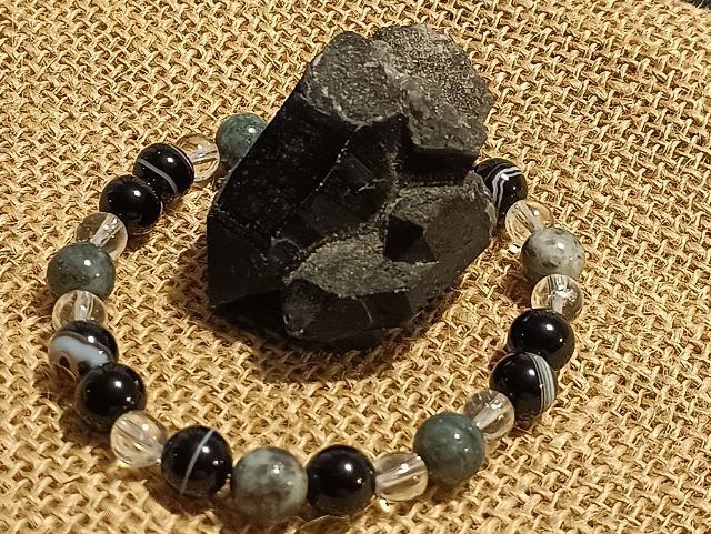 レアです。「強力な魔除け、悪除けのお守りとして。」一点物。 < 女性アクセサリー/時計 レアです。「強力な魔除け、悪除けのお守りとして。」一点物。 < 女性アクセサリー/時計の