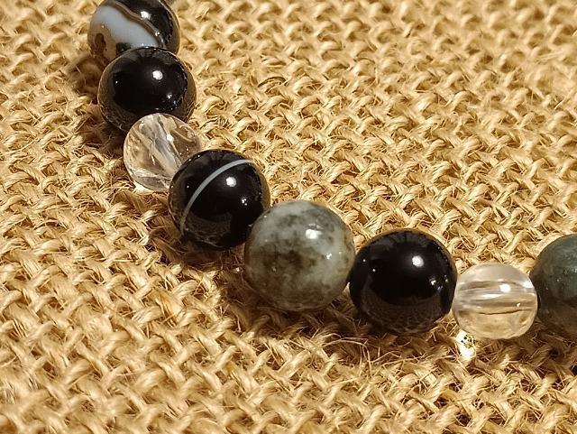 レアです。「強力な魔除け、悪除けのお守りとして。」一点物。 < 女性アクセサリー/時計 レアです。「強力な魔除け、悪除けのお守りとして。」一点物。 < 女性アクセサリー/時計の