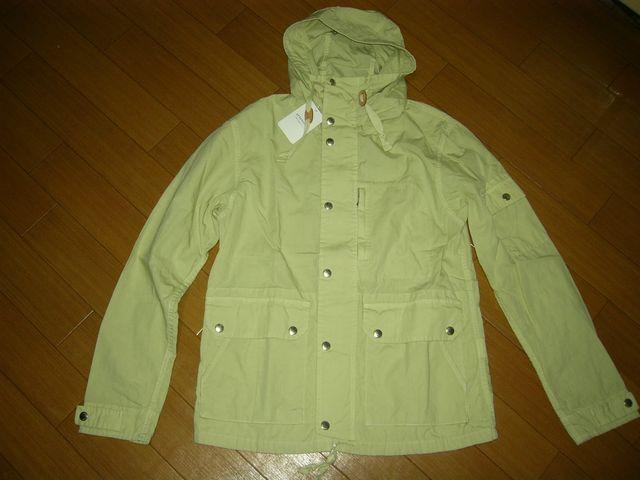 新品ジャーナルスタンダード薄手マウンテンパーカーLジャケット < ブランド 新品ジャーナルスタンダード薄手マウンテンパーカーLジャケット < ブランドの