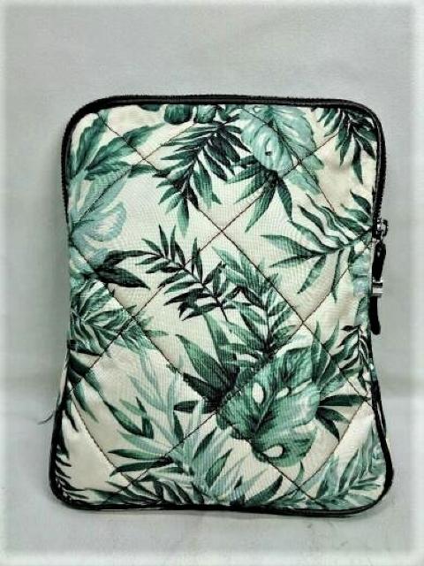 ☆MONCLER モンクレール クラッチバッグ セカンドバッグ バッグ☆大人気モデル < ブランド ☆MONCLER モンクレール クラッチバッグ セカンドバッグ バッグ☆大人気モデル < ブランドの