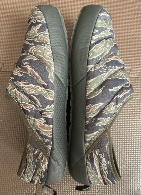 美品 海外限定 THE NORTHFACE ヌプシミュール タイガーカモフラージュ 29cm プリマロフト入り 防風 防寒 撥水 < ブランド  美品 海外限定 THE NORTHFACE ヌプシミュール タイガーカモフラージュ 29cm プリマロフト入り 防風 防寒 撥水 < ブランドの