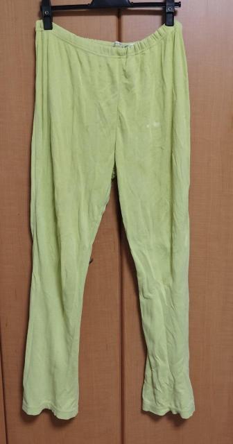 ユニクロ 黄緑 若草色 ライムグリーン ジャージ フレアパンツ M 難有り < 女性ファッション  ユニクロ 黄緑 若草色 ライムグリーン ジャージ フレアパンツ M 難有り  < 女性ファッションの