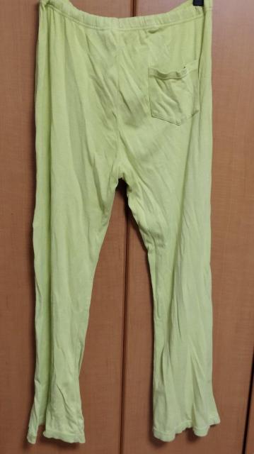 ユニクロ 黄緑 若草色 ライムグリーン ジャージ フレアパンツ M 難有り < 女性ファッション  ユニクロ 黄緑 若草色 ライムグリーン ジャージ フレアパンツ M 難有り < 女性ファッションの