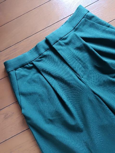 NORC★柔らかストレッチ大テーパードパンツ★美美品★履きやすいけど綺麗★トーク★ < 女性ファッション  NORC★柔らかストレッチ大テーパードパンツ★美美品★履きやすいけど綺麗★トーク★ < 女性ファッションの