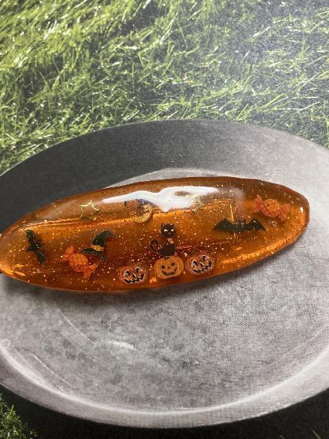 ハンドメイド レジン ヘアクリップ 2点セット ハロウィン < 女性ファッション  ハンドメイド レジン ヘアクリップ 2点セット ハロウィン < 女性ファッションの