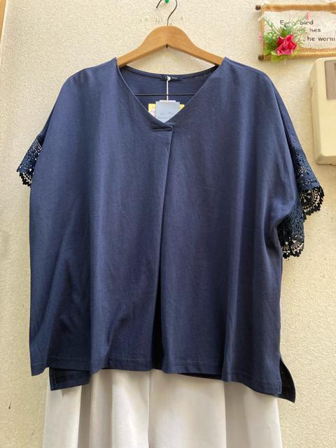 3L新品おかだゆり紺袖レースVネックカットソー < 女性ファッション 3L新品おかだゆり紺袖レースVネックカットソー < 女性ファッションの