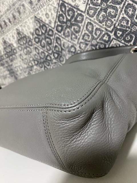 【美品】MICHAEL KORS レザー ワンショルダーバッグ 肩掛け グレー < ブランド  【美品】MICHAEL KORS レザー ワンショルダーバッグ 肩掛け グレー < ブランドの
