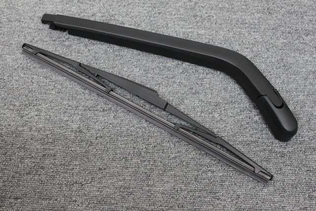 汎用リアワイパー トヨタ ダイハツタイプ ワイパーブレード < 自動車/バイク 汎用リアワイパー トヨタ ダイハツタイプ ワイパーブレード < 自動車/バイク