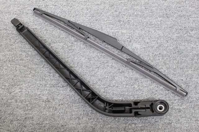 汎用リアワイパー トヨタ ダイハツタイプ ワイパーブレード < 自動車/バイク 汎用リアワイパー トヨタ ダイハツタイプ ワイパーブレード < 自動車/バイク