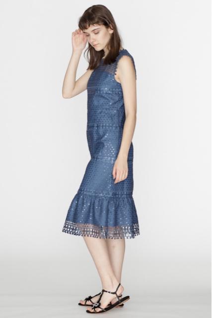 GRACECONTINENTALdiagramメッシュレースドレスワンピース黒 < ブランド GRACECONTINENTALdiagramメッシュレースドレスワンピース黒 < ブランドの