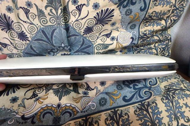 ◆クラッチバッグ レザー ホワイト 中古品 < 女性ファッション  ◆クラッチバッグ レザー ホワイト 中古品 < 女性ファッションの