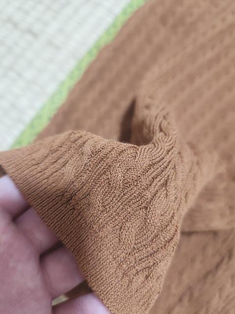 新品未使用 ノースリーブ ニット 茶色 サイズ→フリー < 女性ファッション  新品未使用 ノースリーブ ニット 茶色 サイズ→フリー < 女性ファッションの