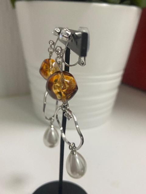 ハンドメイド ドイツ製アクリルとフープを使用したイヤリング  < 女性ファッション  ハンドメイド ドイツ製アクリルとフープを使用したイヤリング  < 女性ファッションの