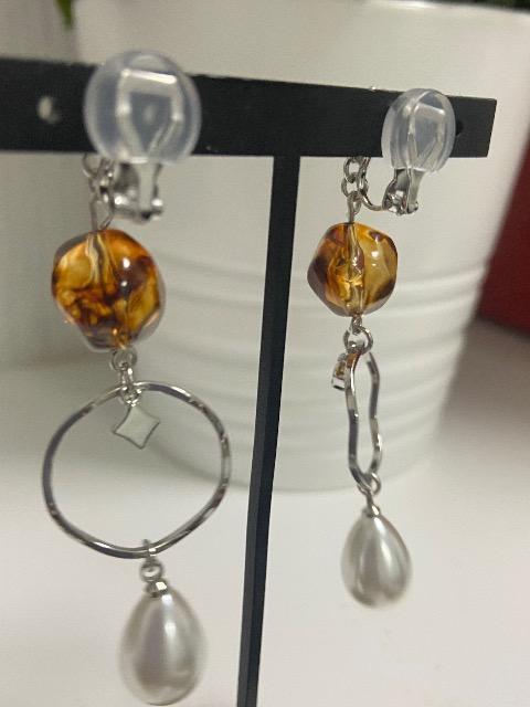 ハンドメイド ドイツ製アクリルとフープを使用したイヤリング  < 女性ファッション  ハンドメイド ドイツ製アクリルとフープを使用したイヤリング  < 女性ファッションの