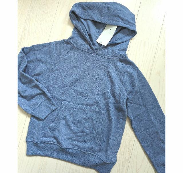 120★カンガルーポケット★裏毛パーカー★新品★送料無料 < キッズ/ベビー  120★カンガルーポケット★裏毛パーカー★新品★送料無料 < キッズ/ベビーの