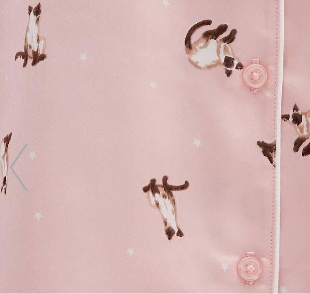 GU・シャム猫キャットスター柄ピンクサテン長袖パジャマ < ブランド GU・シャム猫キャットスター柄ピンクサテン長袖パジャマ < ブランドの