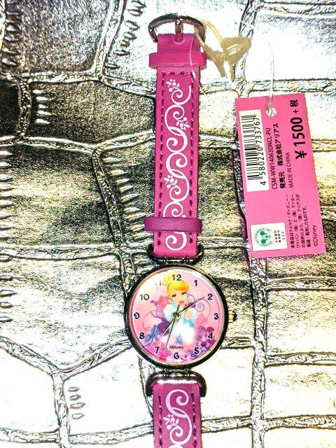 新品 ディズニー プリンセス シンデレラ 腕時計 レディース 姫 ピンク レディース < おもちゃ  新品 ディズニー プリンセス シンデレラ 腕時計 レディース 姫 ピンク レディース  < おもちゃの