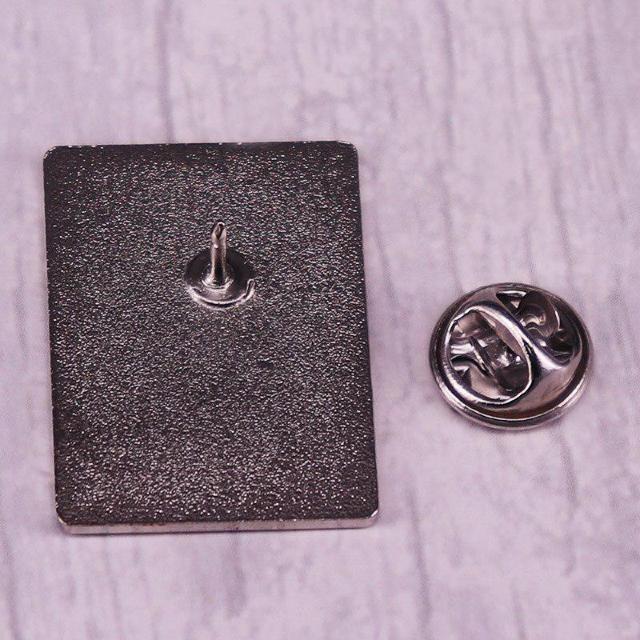 新品 映画 IT/イット ペニーワイズ モチーフ ピンブローチ  < 男性アクセサリー/時計  新品 映画 IT/イット ペニーワイズ モチーフ ピンブローチ  < 男性アクセサリー/時計の