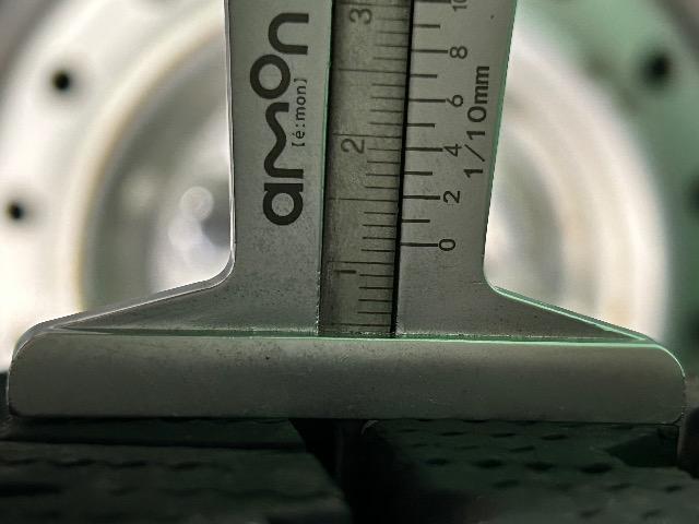 0110183ÍYX^bhX^C2{_bvEB^[}bNXSV01nCG[XLo195/80R15  /oCN