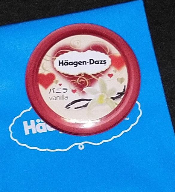 Haagen-Dazs★缶バッチ(バニラ) < ホビー Haagen-Dazs★缶バッチ(バニラ) < ホビーの