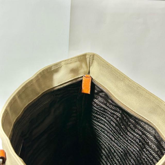 PRADA プラダ キャンバス レザー ヴィンテージ トートバッグ 三角プレートロゴ < ブランド PRADA プラダ キャンバス レザー ヴィンテージ トートバッグ 三角プレートロゴ < ブランドの