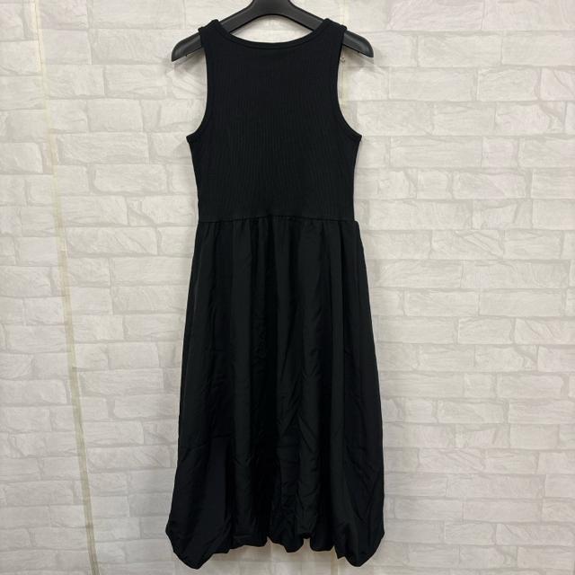 即決 GU ジーユー バブルヘムワンピース ブラック < ブランド 即決 GU ジーユー バブルヘムワンピース ブラック < ブランドの