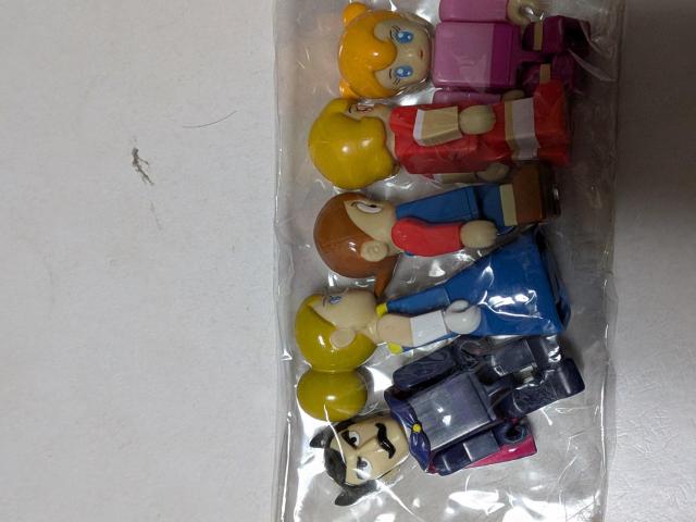 ���@�g���T���[�����^�C�j�r�j�b�c�Z�b�g  �� �z�r�[�� 