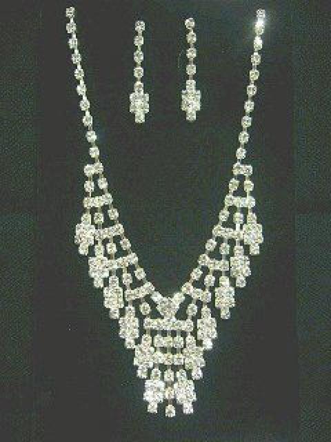 お水ageha♪ドレスに ゴージャスRich ライスト ネックレス&ピアス 3点セット < 女性アクセサリー/時計  お水ageha♪ドレスに ゴージャスRich ライスト ネックレス&ピアス 3点セット  < 女性アクセサリー/時計の