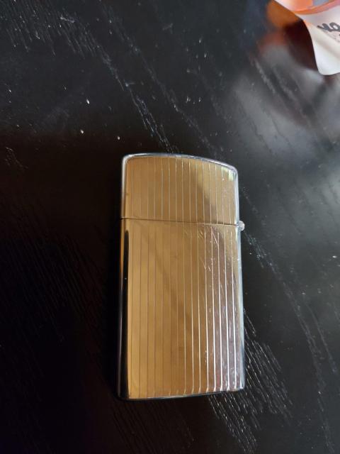 【格安】ヴィンテージジッポ 鏡面スリム 1973年9月製 < 男性ファッション 【格安】ヴィンテージジッポ 鏡面スリム 1973年9月製 < 男性ファッションの