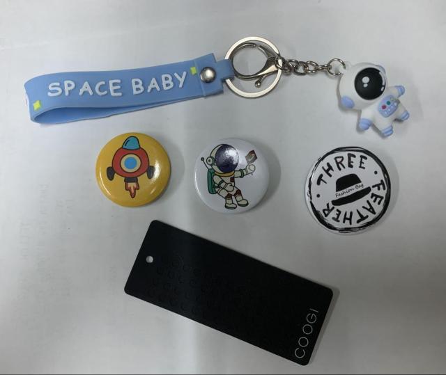 新品 キーホルダー / 缶バッジ セット < 男性ファッション 新品 キーホルダー / 缶バッジ セット < 男性ファッションの