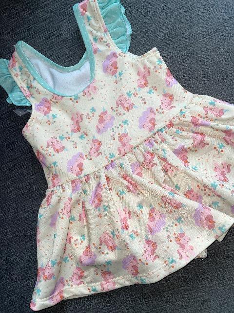 ♯新品♯UVプロテクト SUNblock  ワンピース 水着 80  ☆☆☆可愛いユニコーン柄   CG < キッズ/ベビー  ♯新品♯UVプロテクト SUNblock  ワンピース 水着 80  ☆☆☆可愛いユニコーン柄   CG < キッズ/ベビーの