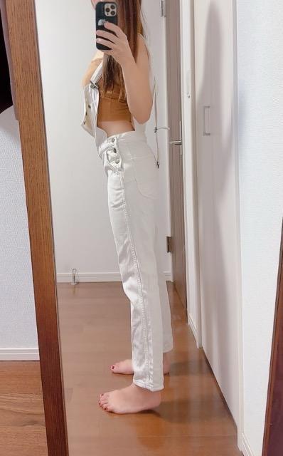 Lee ホワイトオーバーオール 細身デニム カップ内蔵キャミインナー肌魅せ < ブランド Lee ホワイトオーバーオール 細身デニム カップ内蔵キャミインナー肌魅せ < ブランドの