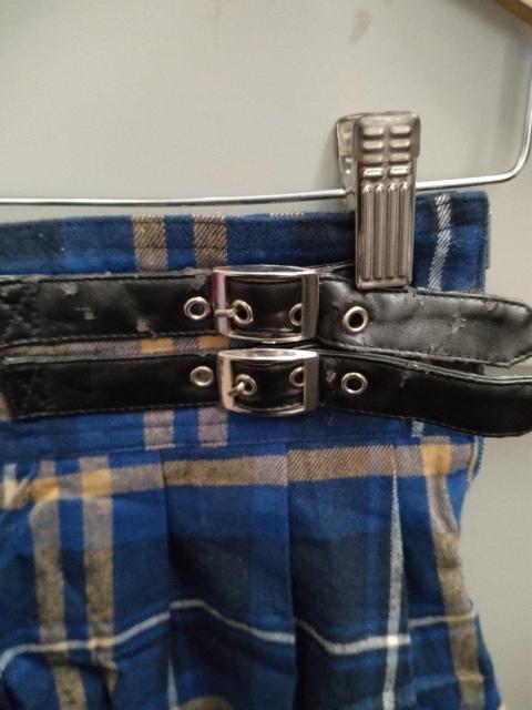 GLAD NEWS���`�F�b�N���X�J�[�g �� �u�����h�� 