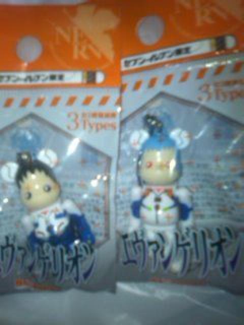 エヴァンゲリオン セブンイレブン限定 ベアブリック 綾波レイ 碇シンジ < ホビー  エヴァンゲリオン セブンイレブン限定 ベアブリック 綾波レイ 碇シンジ  < ホビーの