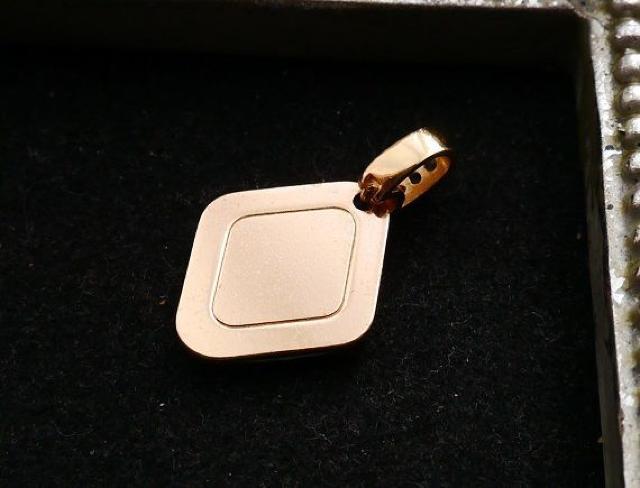 新品 ゴスロリ姫系アンティーク調ストーンペンダントトップ < 女性アクセサリー/時計  新品 ゴスロリ姫系アンティーク調ストーンペンダントトップ < 女性アクセサリー/時計の