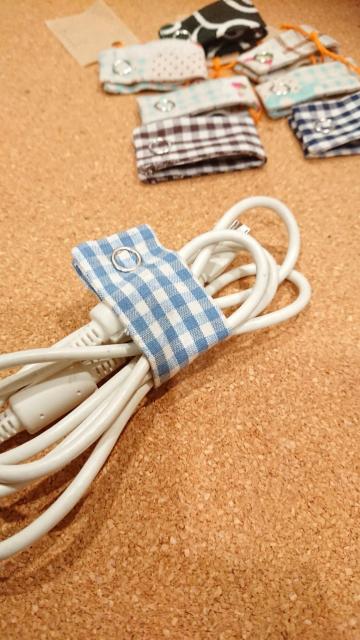 ハンドメイドケーブルバンド(チェック水色) < 女性ファッション  ハンドメイドケーブルバンド(チェック水色) < 女性ファッションの