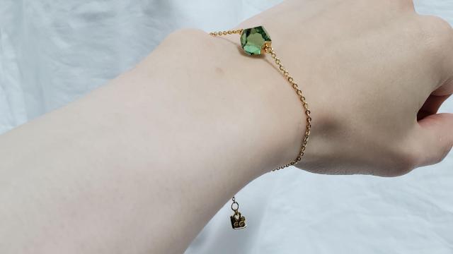 正規未 レア スワロフスキー リフレクションクリスタル スワンチャームチェーンブレスレット 緑石L×ロゴアイコン 付属有○調節可 < ブランド  正規未 レア スワロフスキー リフレクションクリスタル スワンチャームチェーンブレスレット 緑石L×ロゴアイコン 付属有○調節可 < ブランドの