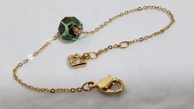 正規未 レア スワロフスキー リフレクションクリスタル スワンチャームチェーンブレスレット 緑石L×ロゴアイコン 付属有○調節可 < ブランド  正規未 レア スワロフスキー リフレクションクリスタル スワンチャームチェーンブレスレット 緑石L×ロゴアイコン 付属有○調節可 < ブランドの