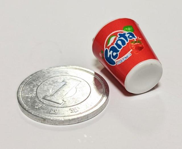 ミニチュア★ファンタ★ストロベリー★イチゴ★紙コップ★ドールハウスに★デザイン違いたくさんあります★ < おもちゃ  ミニチュア★ファンタ★ストロベリー★イチゴ★紙コップ★ドールハウスに★デザイン違いたくさんあります★ < おもちゃの